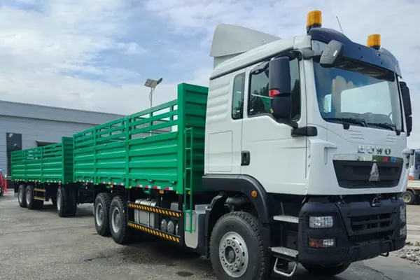Derun 21 yksikön tasapelipalkki Koko perävaunu meni Tianjin -satamaan