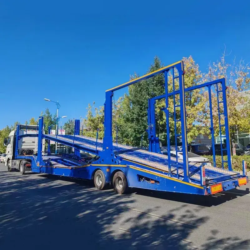 Kaksikerroksisen auton kuljetusperävaunu